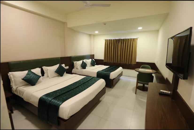 Greenotel Rooms Hazira, Surat Exterior photo