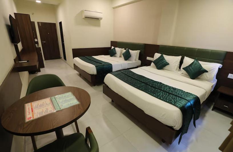 Greenotel Rooms Hazira, Surat Exterior photo